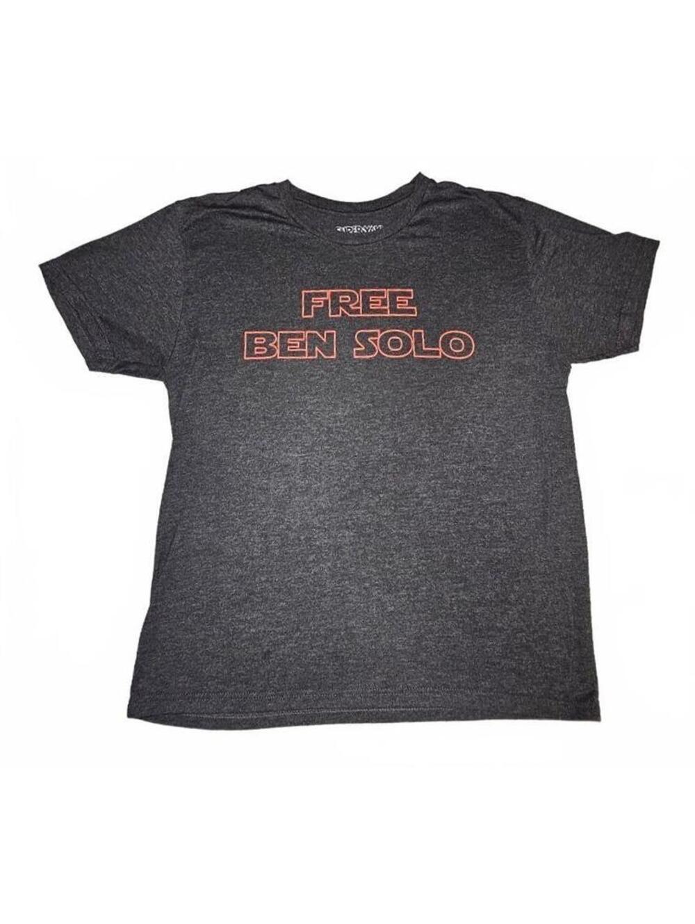 SuperYaki Large Charcoal Gray "Free Ben Solo" Graphic T-Shirt